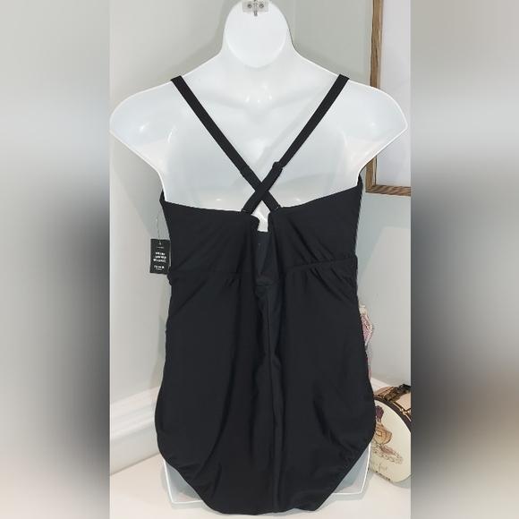 Torrid Black Lattice Front Wire Free Lightly Lined One Piece Swimsuit NWT - Picture 9 of 9